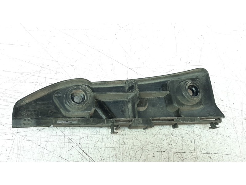 Recambio de moldura para mercedes-benz clase a (w176) 1.5 cdi cat referencia OEM IAM A1768850205  