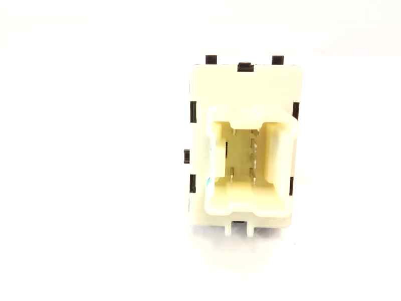 Recambio de mando elevalunas trasero derecho para dacia duster ii prestige referencia OEM IAM 254218614R IAF930017HQ EWSRE069