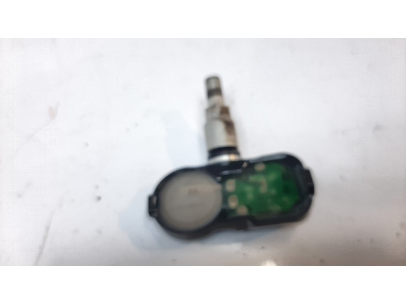 Recambio de sensor para toyota rav4 hybrid 4x2 advance referencia OEM IAM PMVC210  