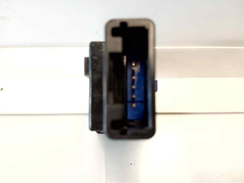 Recambio de interruptor para toyota hilux (kun) double cab 4x4 referencia OEM IAM 891700K141  