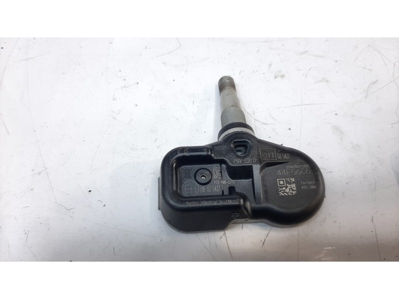 Recambio de sensor para toyota rav4 hybrid 4x2 advance referencia OEM IAM PMVC210  