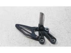 ESTRIBO LATERAL B7N2745100 