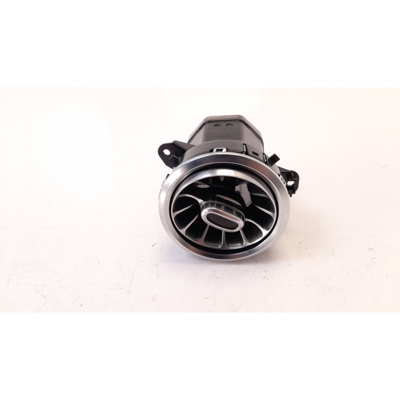 Recambio de rejilla aireadora para mercedes-benz clase gla (bm 247) 1.3 cat referencia OEM IAM A17783091009051  