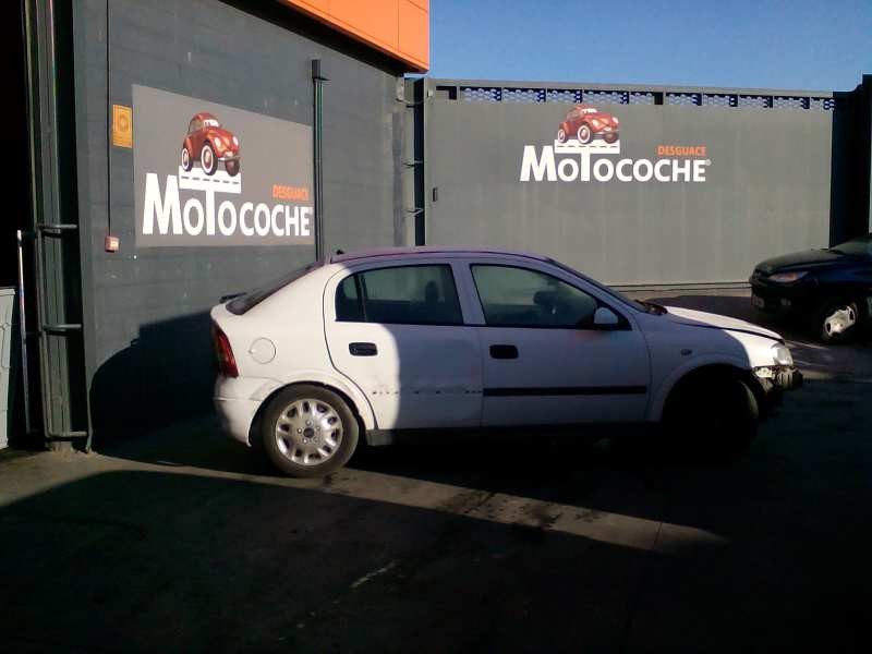 opel astra g berlina del año 1999