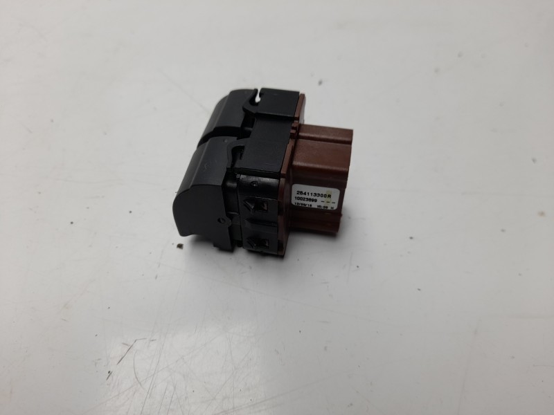 Recambio de mando elevalunas delantero izquierdo para renault clio iv 1.5 dci diesel fap referencia OEM IAM 254113300R IAF340017