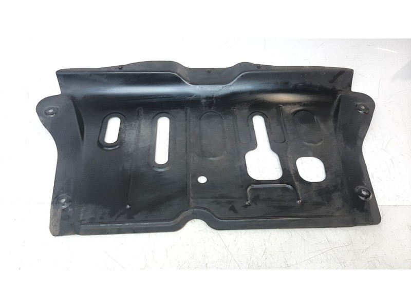 Recambio de cubrecarter para dacia duster ambiance 4x2 referencia OEM IAM 758901227R  
