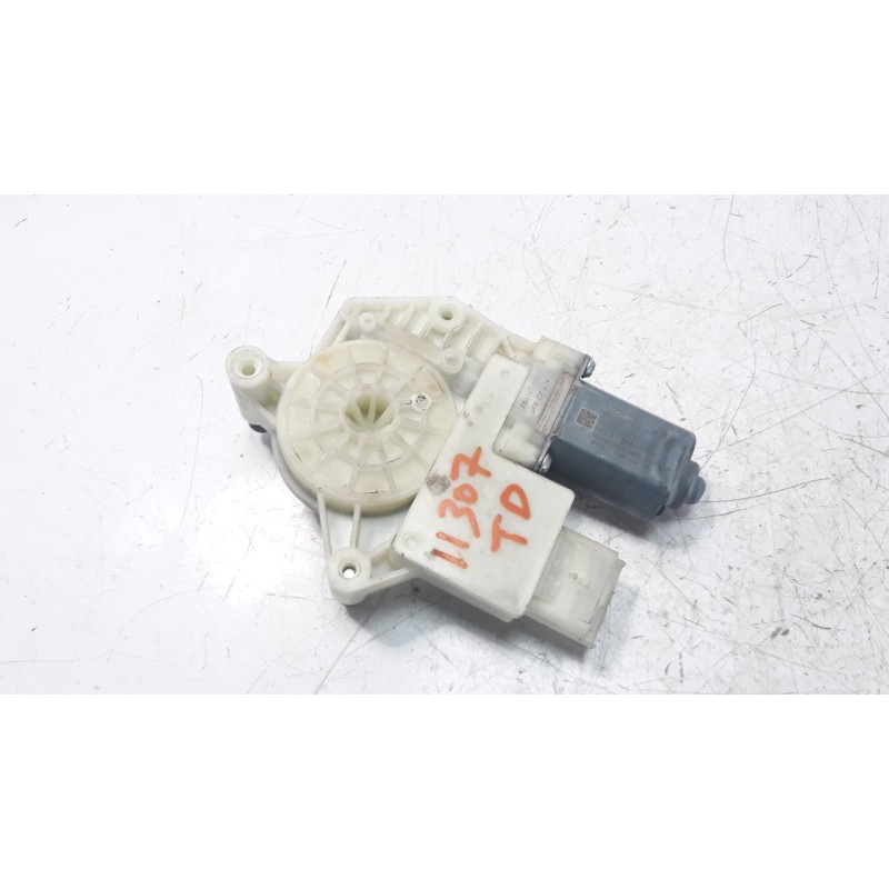 Recambio de motor elevalunas trasero derecho para citroen c4 picasso 1.2 12v e-thp / puretech referencia OEM IAM 9816271380  