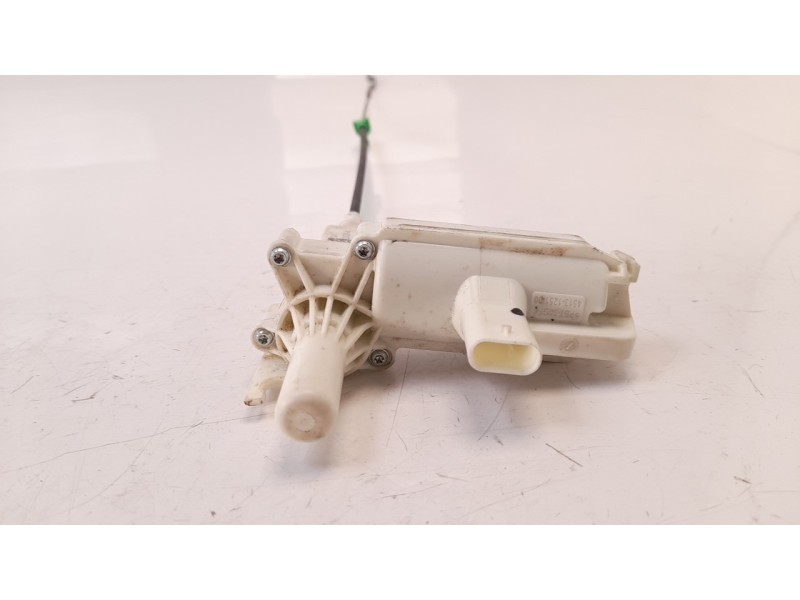 Recambio de tapa exterior combustible para mercedes-benz clase gla (bm 247) 1.3 cat referencia OEM IAM A0999068600  