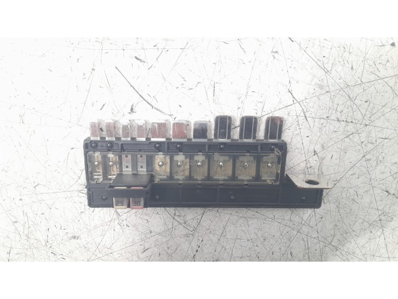 Recambio de caja reles / fusibles para hyundai tucson kosmo 4wd referencia OEM IAM MG666097  