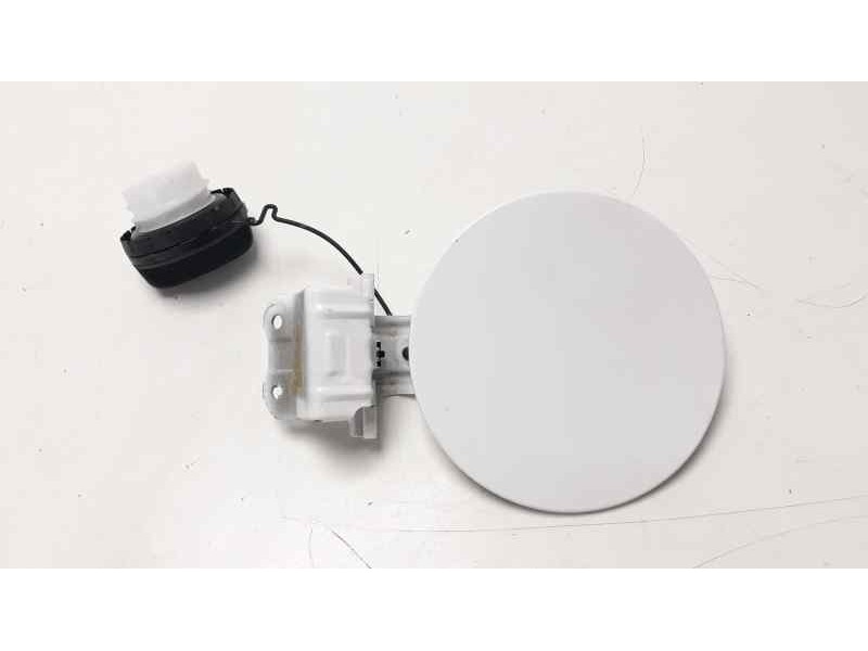 Recambio de tapa exterior combustible para toyota yaris hybrid active referencia OEM IAM 773500D080  