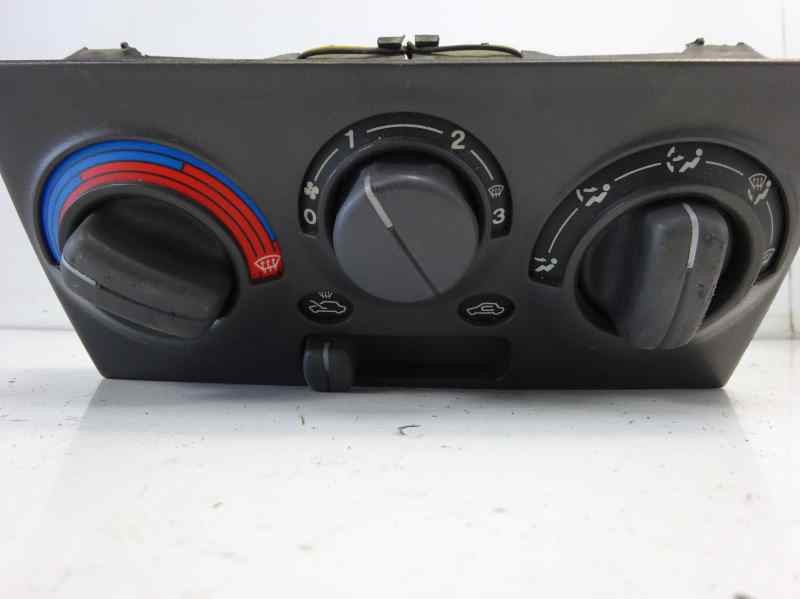 Recambio de mando calefaccion / aire acondicionado para fiat punto berlina (176) 55 s referencia OEM IAM 100140600  