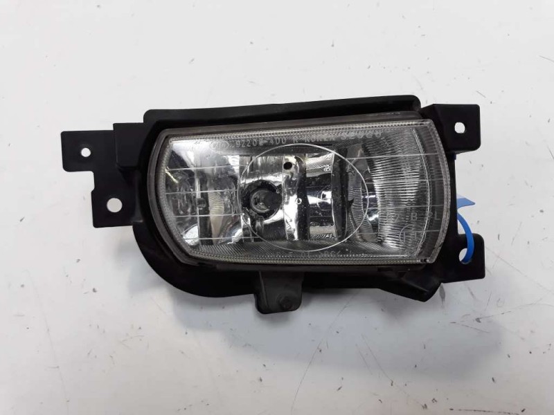 Recambio de faro antiniebla derecho para kia carnival 2.9 crdi vgt active referencia OEM IAM 922024D0  