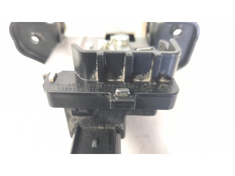 Recambio de cerradura maletero / porton para kia ceed 1.0 tgdi cat referencia OEM IAM 1392100010  