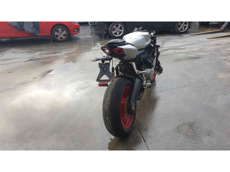 ducati 899 panigale del año 2015