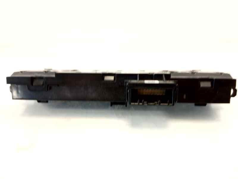 Recambio de warning para dacia duster ii prestige referencia OEM IAM 28E86420R  