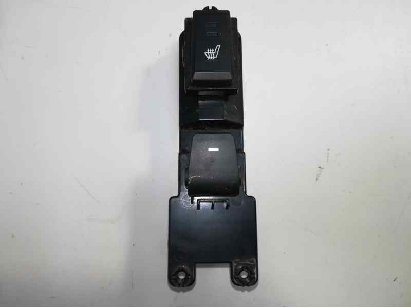 Recambio de mando elevalunas trasero izquierdo para hyundai tucson 1.7 crdi cat referencia OEM IAM 93580D3021  
