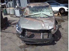 kia carens ( ) del año 2015 2