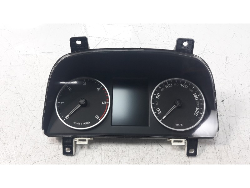 Recambio de cuadro instrumentos para land rover range rover sport 3.0 td v6 cat referencia OEM IAM AH2210849EJ  
