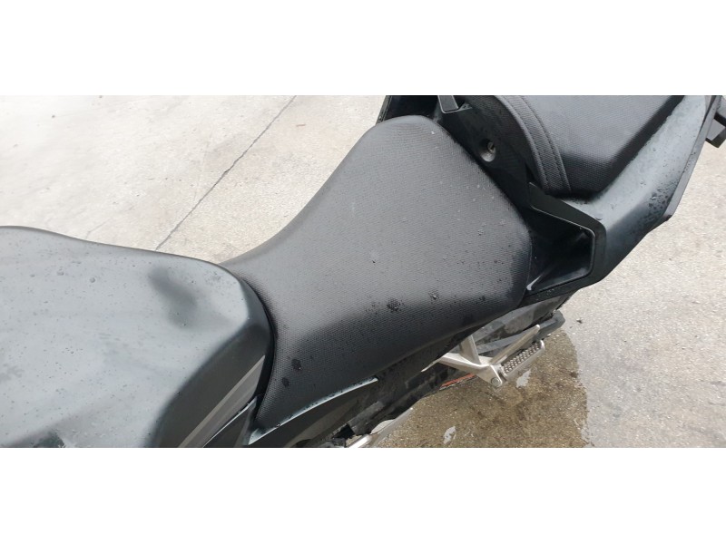 Recambio de asiento para honda cb 500f referencia OEM IAM 77100MJWJ02ZA  