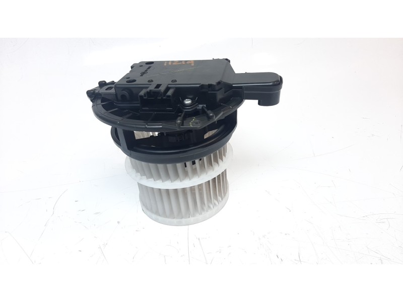 Recambio de ventilador calefaccion para toyota corolla (e21) referencia OEM IAM G923047050  