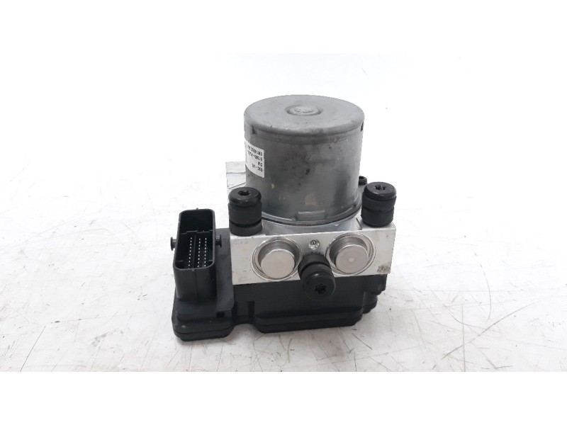 Recambio de abs para hyundai i20 1.2 16v cat referencia OEM IAM 58920C8250  