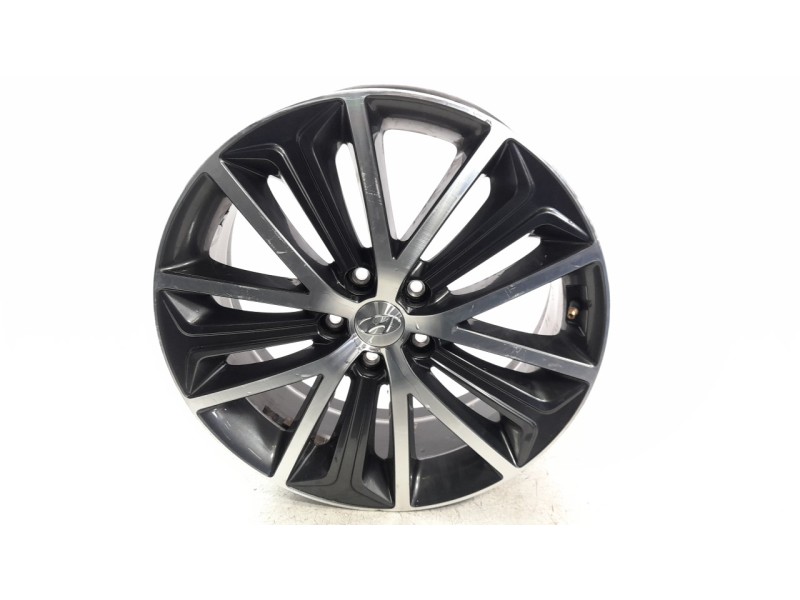 Recambio de llanta para hyundai tucson kosmo 4wd referencia OEM IAM 52910D7410PAC  