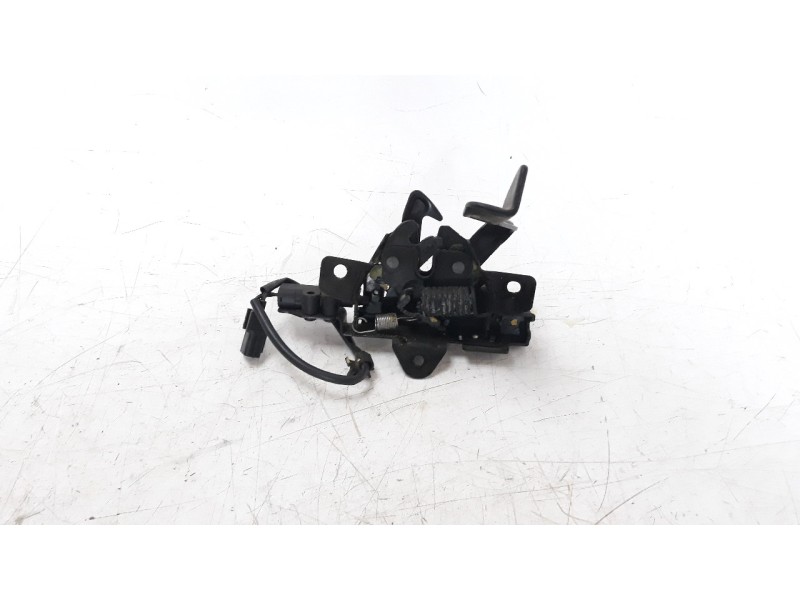 Recambio de cerradura capo para hyundai i20 1.2 16v cat referencia OEM IAM 81130C8010  