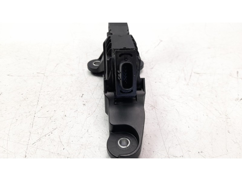 Recambio de potenciometro pedal para kia rio (yb) 1.0 tgdi cat referencia OEM IAM 32700XXXXX  