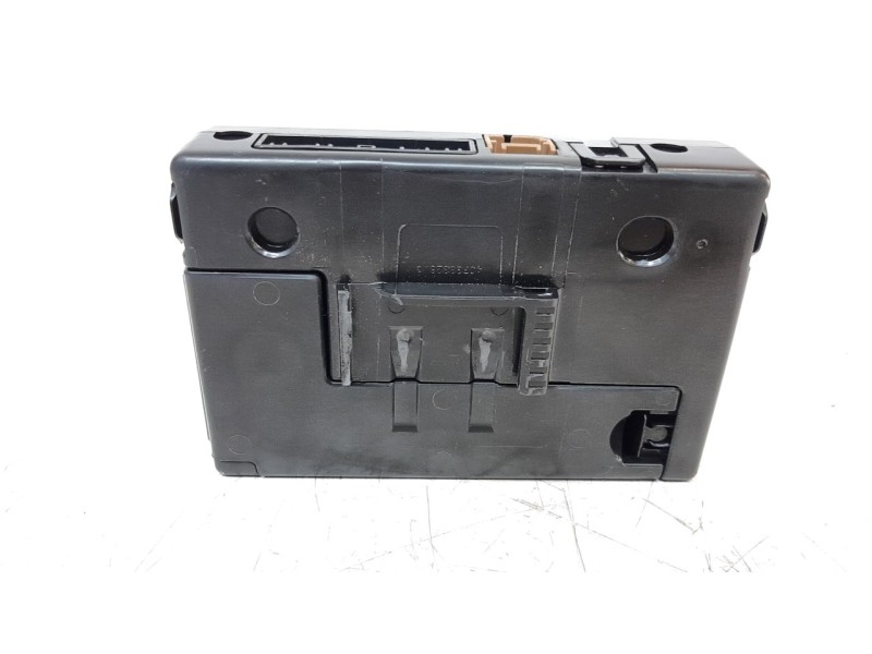 Recambio de modulo electronico para renault clio iv referencia OEM IAM 282755767R  