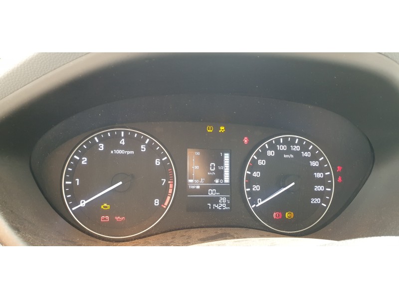 Recambio de cuadro instrumentos para hyundai i20 1.2 16v cat referencia OEM IAM 94003C8031  