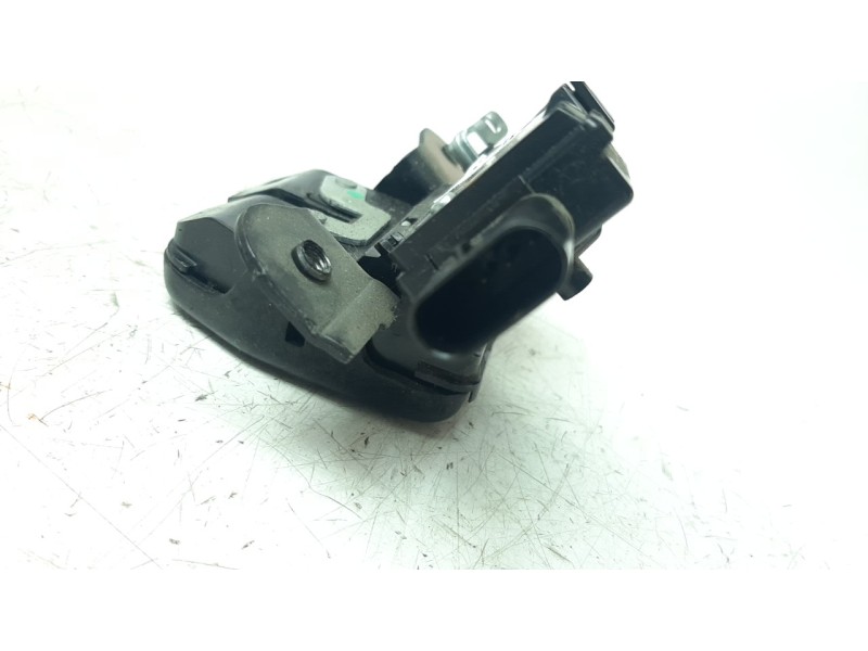 Recambio de cerradura maletero / porton para jeep compass ii 1.4 m-air cat referencia OEM IAM 68247936AE  