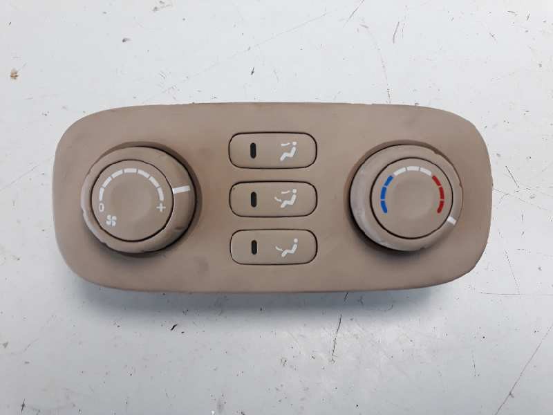 Recambio de mando climatizador para kia carnival 2.9 crdi vgt active referencia OEM IAM 973404DXXX  