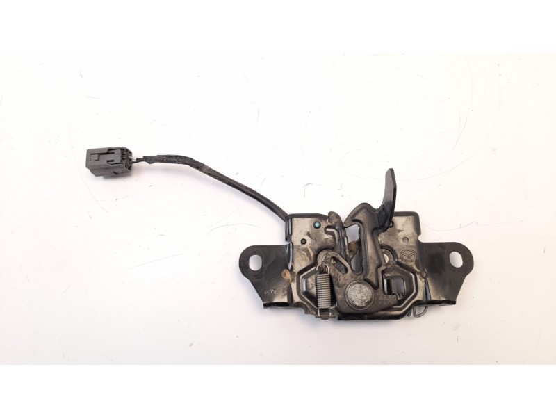 Recambio de cerradura capo para mazda 2 lim. () 1.5 16v cat referencia OEM IAM DA6C56620  