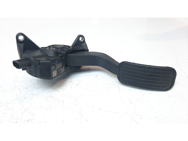 Recambio de potenciometro pedal para toyota corolla (e21) referencia OEM IAM 7811002211  