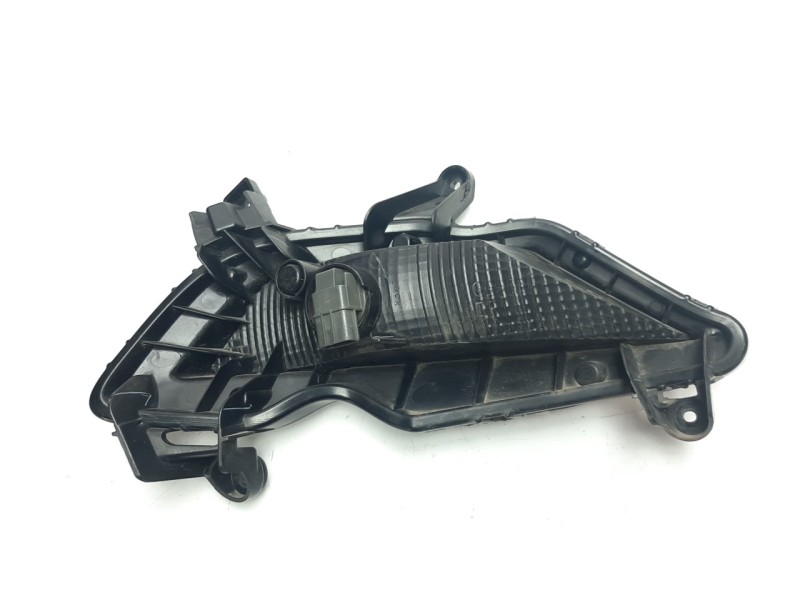 Recambio de faro antiniebla izquierdo para hyundai i20 1.2 16v cat referencia OEM IAM 92201C8100  