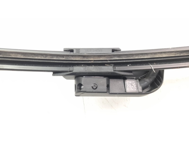 Recambio de brazo limpia delantero derecho para volvo xc 40 1.5 cat referencia OEM IAM 31689259  