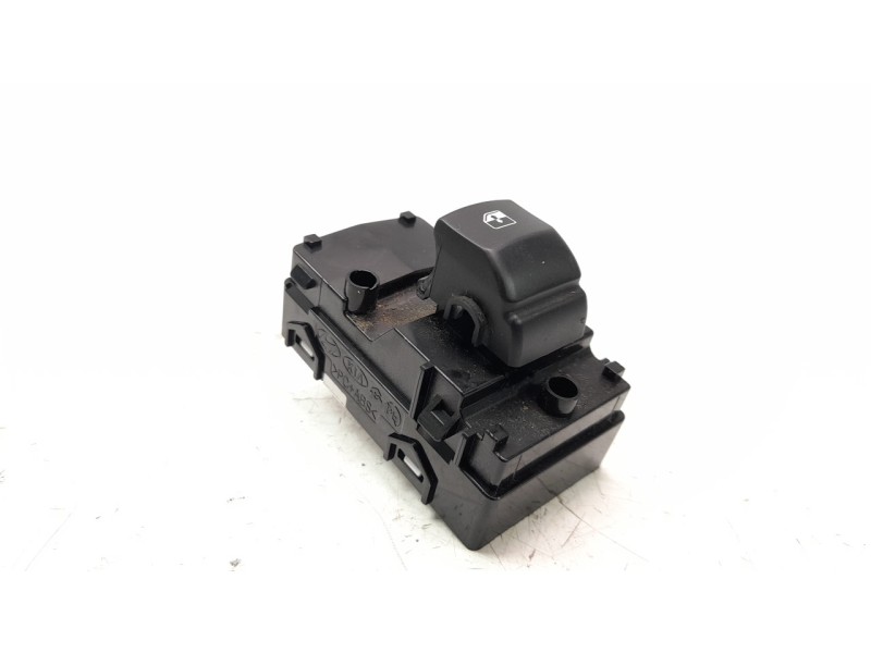 Recambio de mando elevalunas delantero derecho para kia ceed 1.0 tgdi cat referencia OEM IAM 93575J7000  