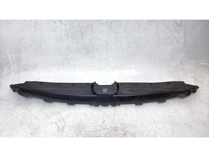 Recambio de molduras delanteras para kia ceed concept referencia OEM IAM 86362J7PA0  