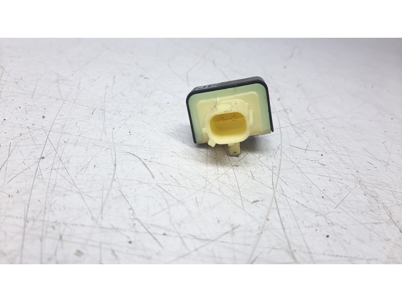 Recambio de sensor para toyota hilux (kun) referencia OEM IAM 898370K010  