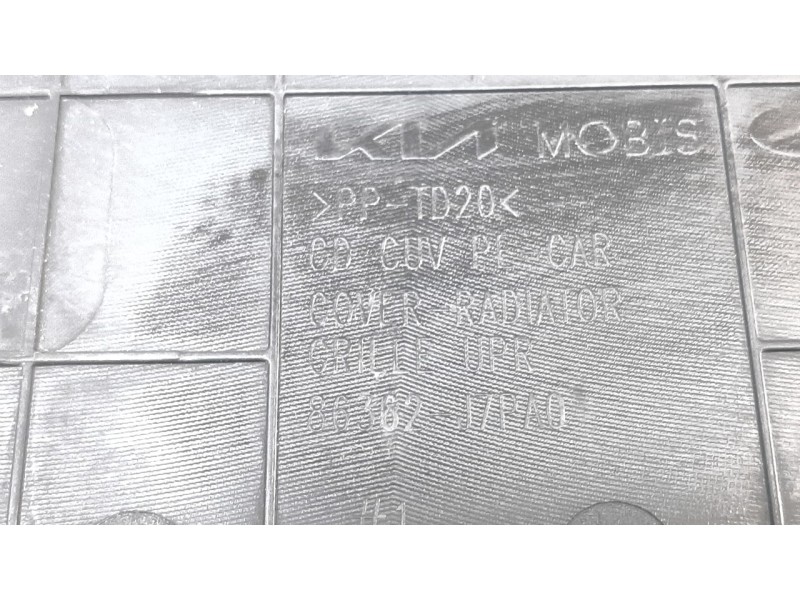 Recambio de molduras delanteras para kia ceed concept referencia OEM IAM 86362J7PA0  