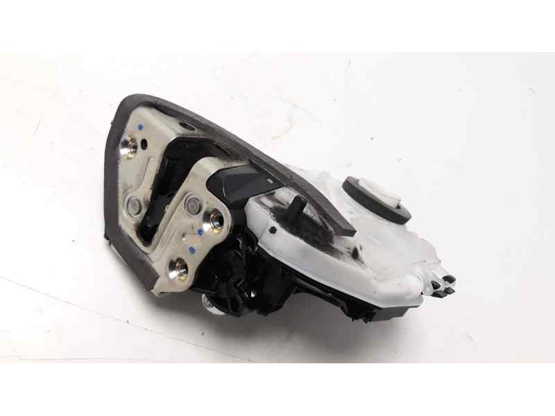 Recambio de cerradura puerta trasera izquierda para toyota aygo x-clusive referencia OEM IAM 6906002390  