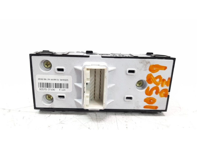 Recambio de mando elevalunas delantero izquierdo para kia ceed 1.0 tgdi cat referencia OEM IAM 93570J7100  