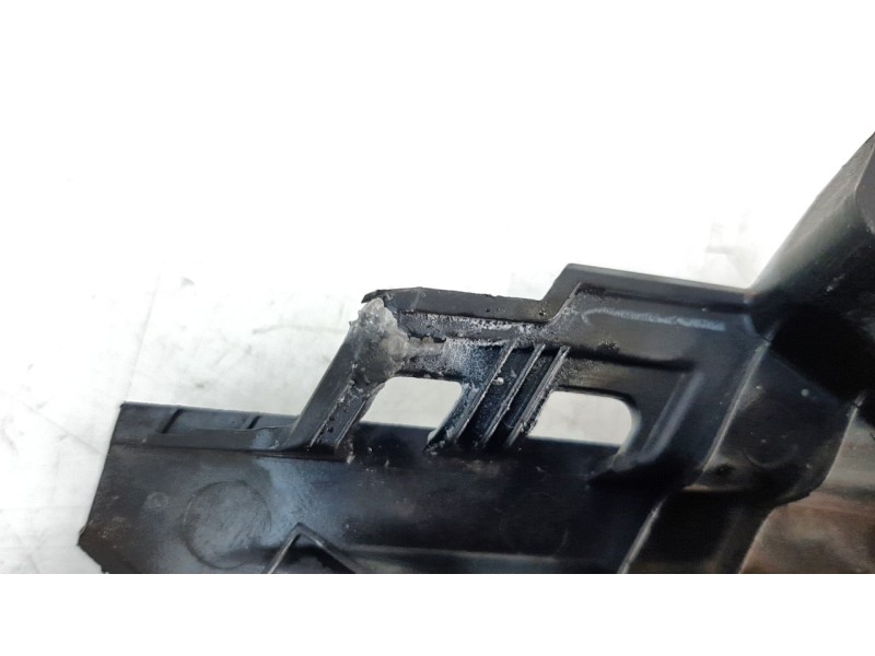 Recambio de molduras delanteras para kia ceed concept referencia OEM IAM 86362J7PA0  