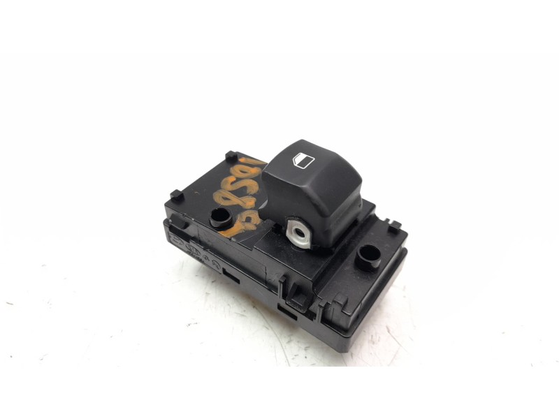 Recambio de mando elevalunas trasero izquierdo para kia ceed 1.0 tgdi cat referencia OEM IAM 40B5221500  