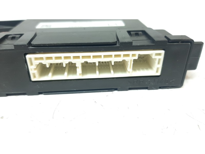 Recambio de modulo electronico para toyota corolla (e21) referencia OEM IAM 8865002L40  