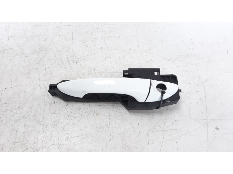 Recambio de maneta exterior delantera izquierda para hyundai i20 1.2 16v cat referencia OEM IAM 82651C8050  