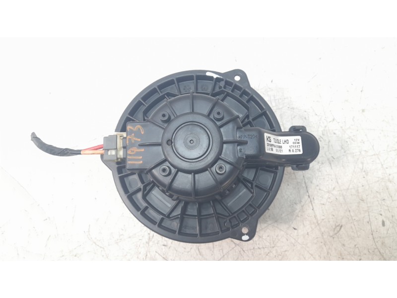Recambio de ventilador calefaccion para hyundai tucson kosmo 4wd referencia OEM IAM 9711327000  