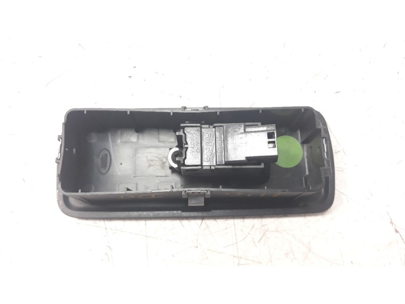 Recambio de mando elevalunas delantero derecho para land rover range rover sport 3.0 td v6 cat referencia OEM IAM AH22240A40  