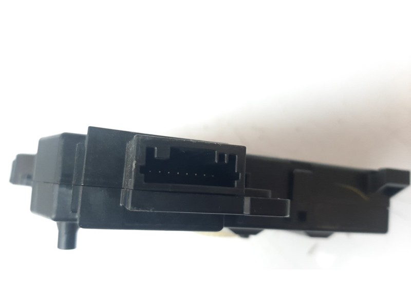 Recambio de modulo electronico para toyota corolla (e21) referencia OEM IAM 0638009004  