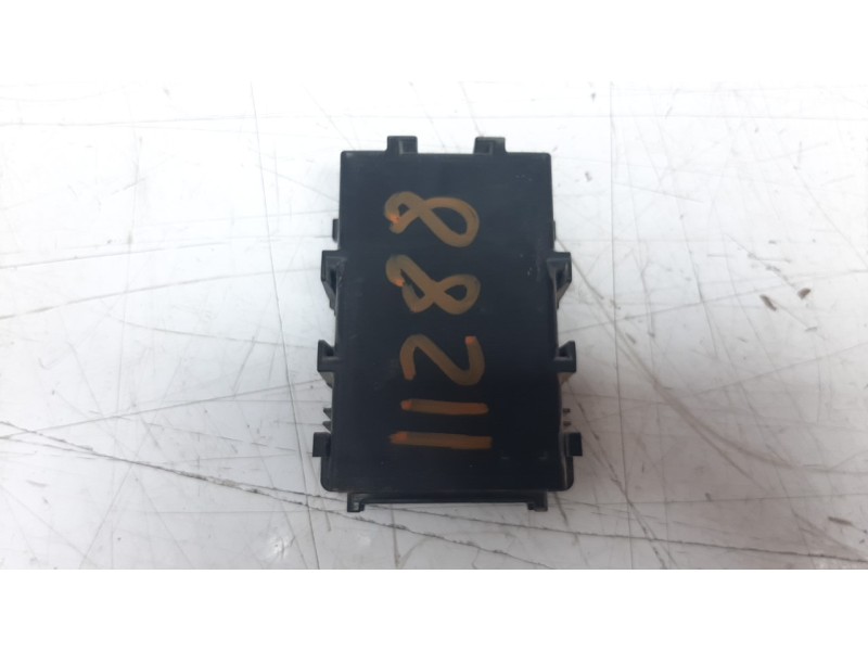 Recambio de modulo electronico para toyota hilux (kun) referencia OEM IAM 8910071011  